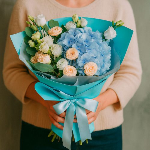 Букет из свежих цветов «Голубая мечта»